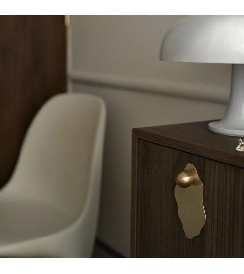 Tirador de mueble en latón cepillado color ostra