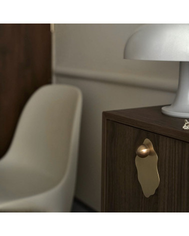 Tirador de mueble en latón cepillado color ostra