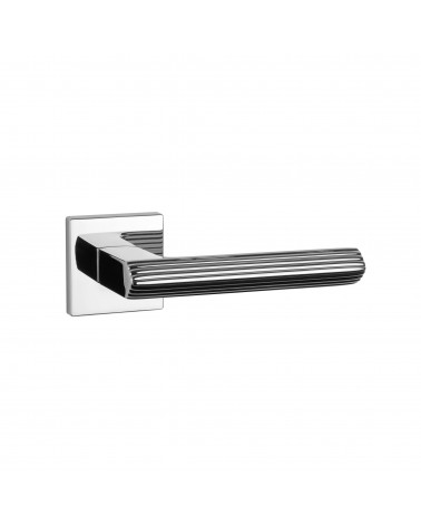 Tirador de puerta en cromo pulido LARICE diseño