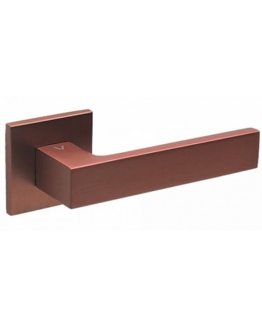 Tirador de puerta color cobre WARNA tirador de diseño