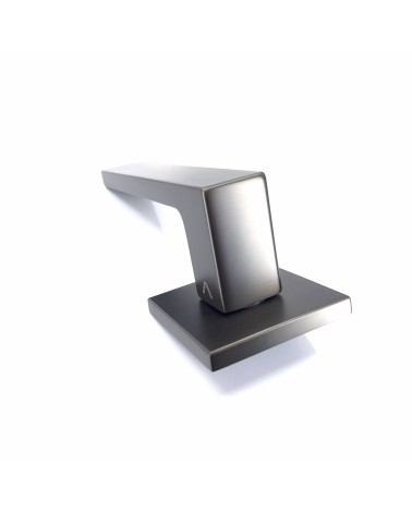 Tirador de puerta color gris antracita WARNA tirador de diseño vista ampliada