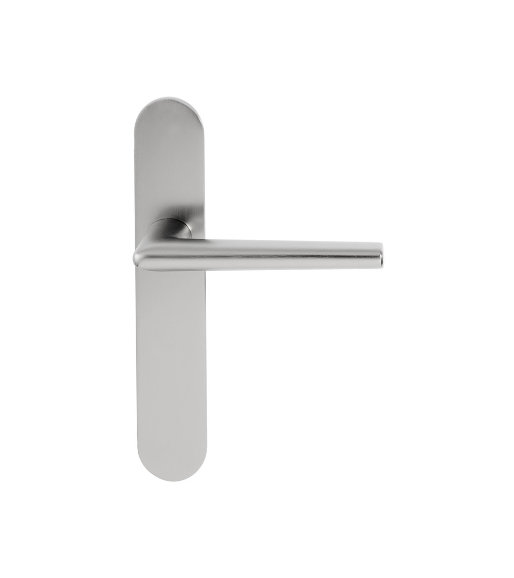Tirador de puerta Socoa sobre placa ciega
