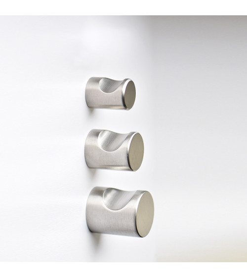 Tirador de mueble con ranura en acero inoxidable cepillado mate