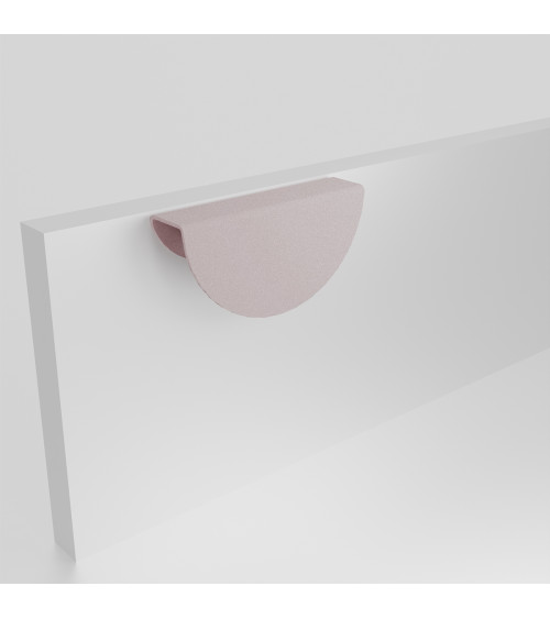 Tirador de mueble rosa empolvado ZORIA en el frente tirador de diseño