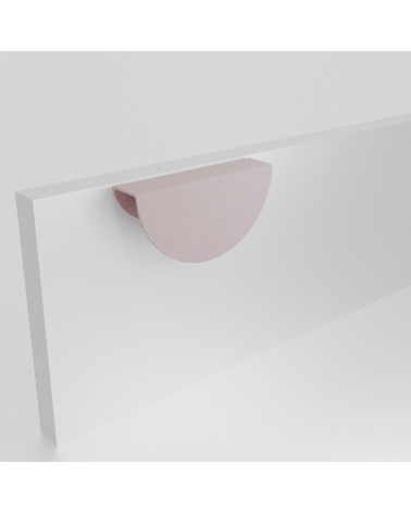 Tirador de mueble rosa empolvado ZORIA en el frente tirador de diseño