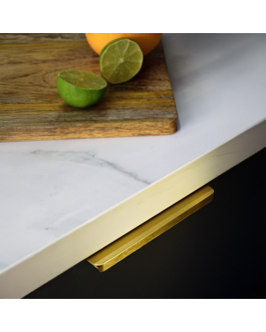 Tirador de mueble TERRA PRO tirador de diseño montado en un mueble
