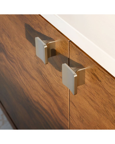 Botón de mueble oro mate SIENA tirador diseño vista de cerca