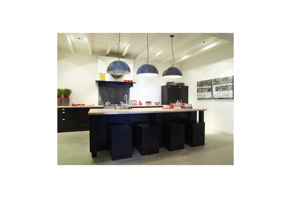 ¿Qué tirador para un mueble negro?