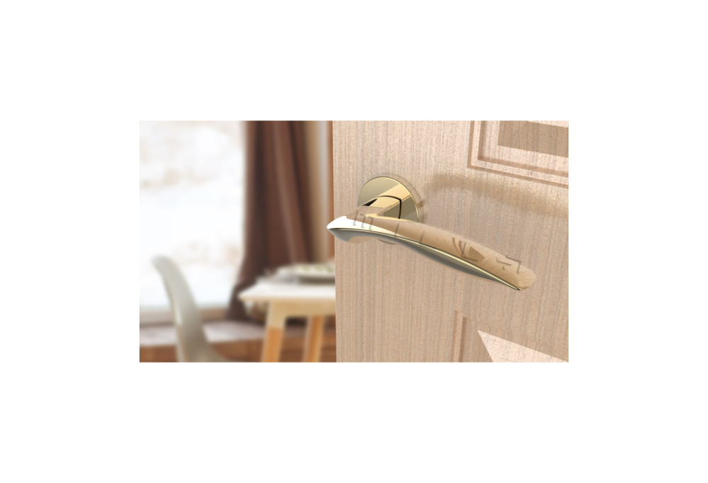 ¿Qué tirador para una puerta de madera clara? Nuestros consejos y ejemplos